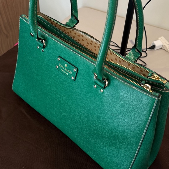 Kate Spade Wellesley Quinn Kelly Green Tote - Picture 6 of 14